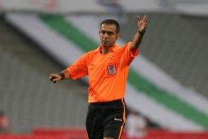 Kuddusi M&uuml;ft&uuml;oğlu d&uuml;d&uuml;ğ&uuml;n&uuml; astı!
