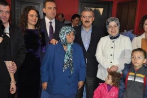 Şehit kızını Vali'den istediler