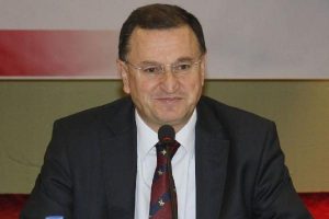 Oyunları bozmak i&ccedil;in CHP'den aday oldum