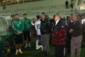Akhisar Belediyespor'a Fatih Terim s&uuml;rprizi