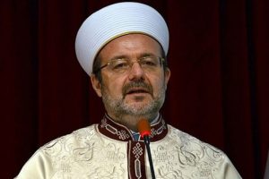 Kimse hakikat avucumda diyemez