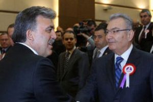 Baykal ile G&uuml;l niye buluşuyor?