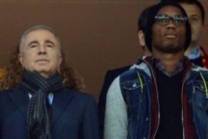 "Drogba hi&ccedil;bir yere gidemez..."