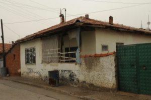 Yaşlı kadın 17 yerinden bı&ccedil;aklanarak &ouml;ld&uuml;r&uuml;ld&uuml;