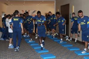 Fenerbah&ccedil;e salonda &ccedil;alıştı