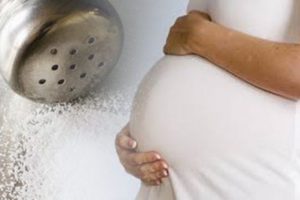 Hamilelikte tuz tansiyonu d&uuml;ş&uuml;r&uuml;yor