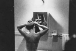 Simone de Beauvoir'ın &ccedil;ıplak fotoğrafının hikayesi
