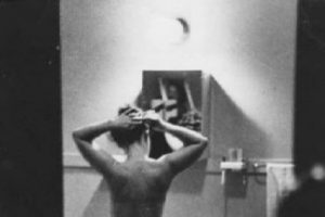 Simone de Beauvoir'ın &ccedil;ıplak fotoğrafının hikayesi