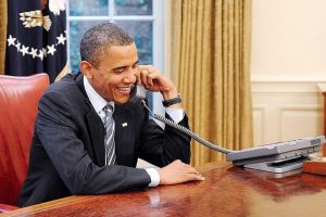 Obama'dan Merkel'e jest