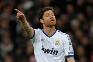 Xabi Alonso yeni s&ouml;zleşme imzaladı!