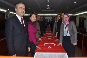 Belediyenin s&ouml;zleşmeli personeli yemin etti