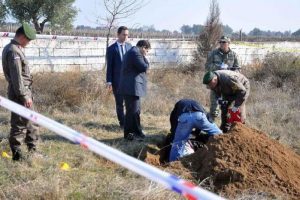 Kuzeni tarafından &ouml;ld&uuml;r&uuml;ld&uuml;