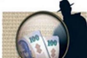 Hesabını boşalttığı m&uuml;şteriyi yıllarca kandırdı