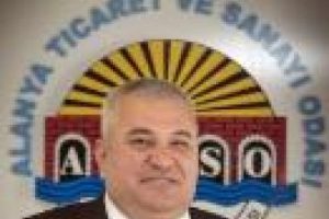Gazeteci yaz-kış demeden halkı aydınlatıyor