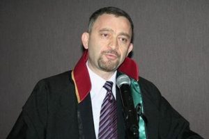 Yeni&ccedil;eri ayaklanması yaşanıyor