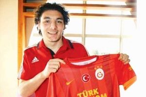 Aslan Salih'i  bitiriyor!..