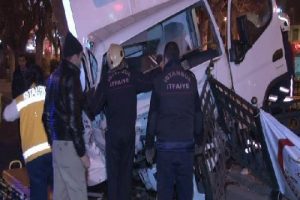 Kadık&ouml;y'de feci kaza