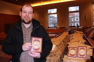 Hollanda'da Kur'an-ı Kerim'e b&uuml;y&uuml;k ilgi