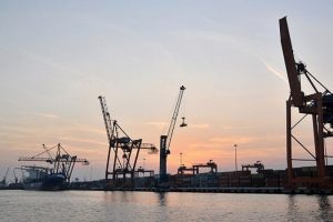 Mersin g&uuml;mr&uuml;ğ&uuml;nde operasyon