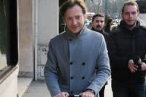 "&Ccedil;ocuk ona kaldı"