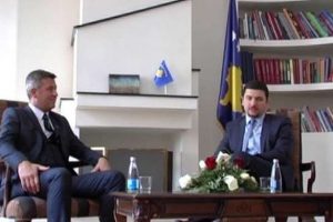 Metin Şent&uuml;rk'e Kosova'da b&uuml;y&uuml;k ilgi