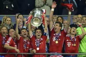 Bayern zirveyi bırakmadı