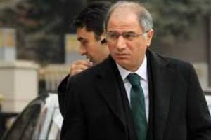 Yeni bakandan valilere &ouml;rt&uuml;l&uuml; direktif