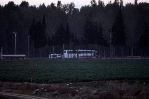 Adana'da otob&uuml;ste otomatik t&uuml;fek mermisi ele ge&ccedil;irildi