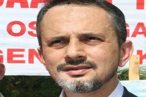 G&ouml;khan Ger&ccedil;ek 10 Ocak &Ccedil;alışan Gazeteciler g&uuml;n&uuml;n&uuml; kutladı