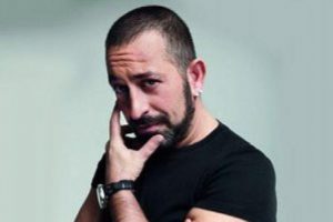 Cem Yılmaz kendini b&ouml;yle teselli etti