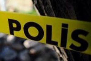 Boş arazide erkek cesedi bulundu