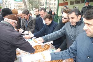 Refik Yılmaz vatandaşların Mevlit Kandilini kutladı