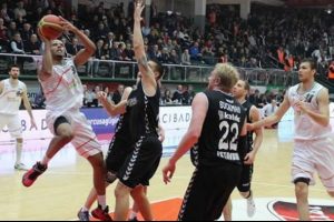 Banvit'e Kartal'da diş ge&ccedil;iremedi