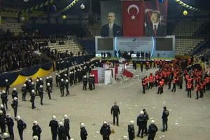 Şof&ouml;rler Odası se&ccedil;imine &Ccedil;evik Kuvvet m&uuml;dahale etti