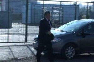 Koğuş arkadaşını unutmadı