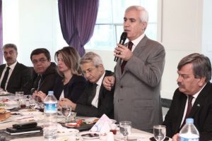 Bozbey muhtarlara teşekk&uuml;r etti