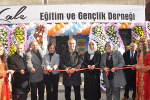 Lale eğitim ve gen&ccedil;lik derneği a&ccedil;ıldı