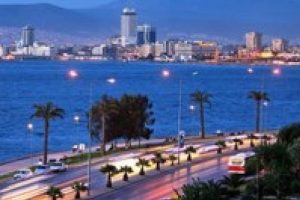 İzmir'in y&uuml;z&uuml; 2013'te g&uuml;ld&uuml;