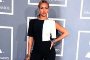 Beyonce'nin klonu...