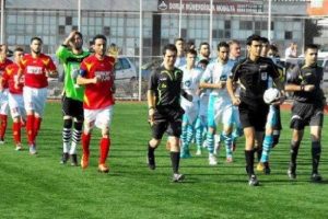 Hem eşyaları &ccedil;alındı hem kadro dışı kaldılar!