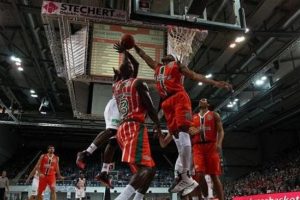 Beko Basketbol Ligi'nde ilk yarının lideri Banvit oldu