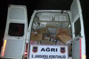 Ambulanstan ka&ccedil;ak sigara &ccedil;ıktı
