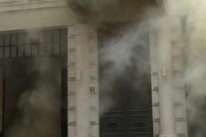 Beyoğlu'nda bir otelde yangın paniği