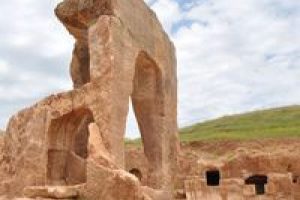 Dara turist akınına uğruyor