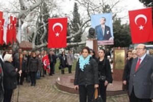 Z&uuml;beyde Hanım hepimizin annesi