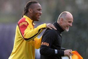 G.Saray'ın neşesi Drogba