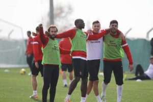 Trabzonsporlu futbolcular stres attı