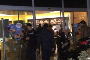Fast food zincirine silahlı soygun