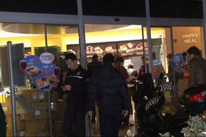 Fast food zincirine silahlı soygun