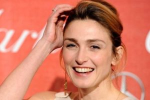 'Julie Gayet hamile' dedikodusu ortalığı karıştırdı